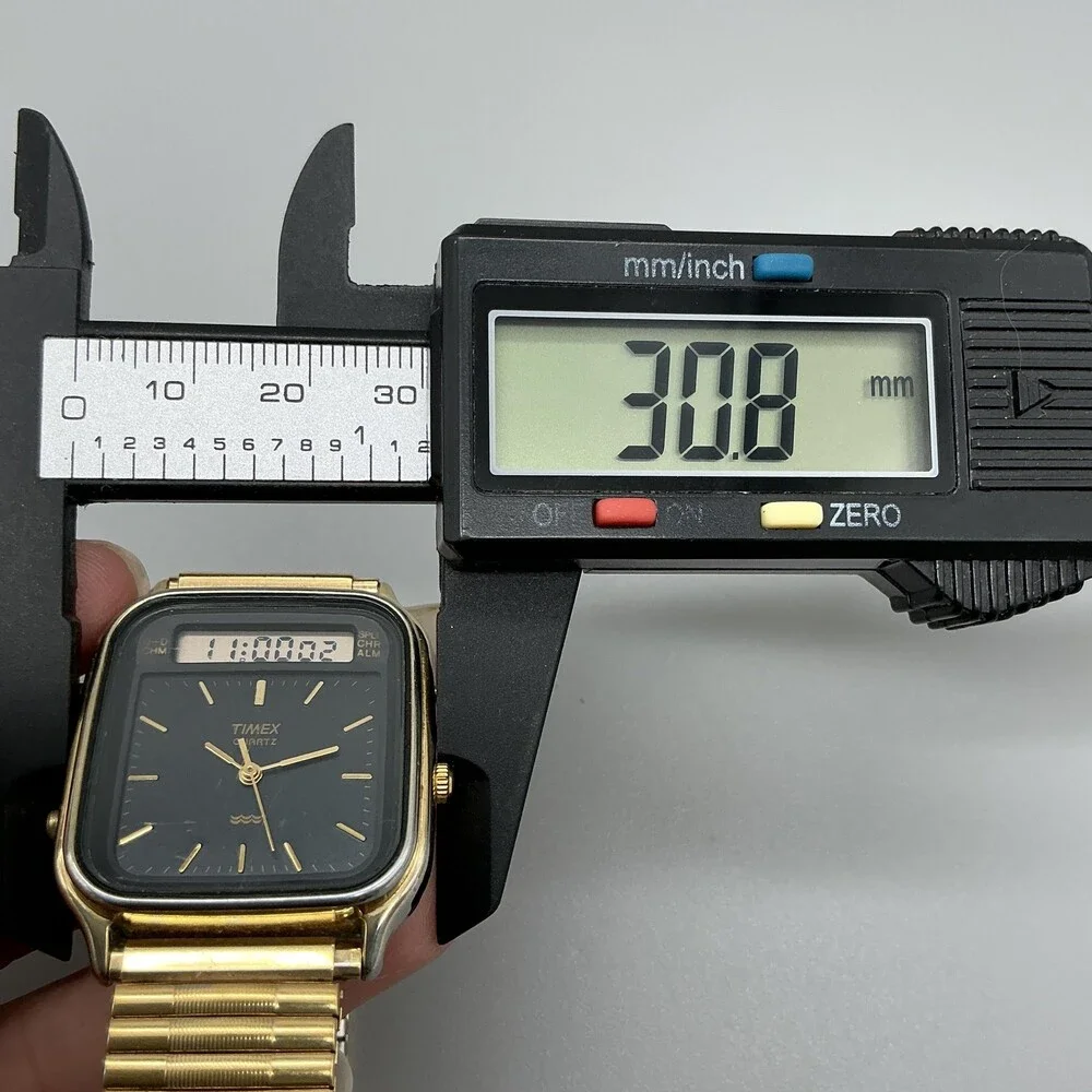 Vtg Timex Mens Watch 31mm Black Dial Gold Tone Ana Digi Alarm Chrono New Battery